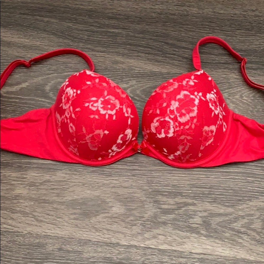 Body by Victoria Red Lacey push up bra 34D